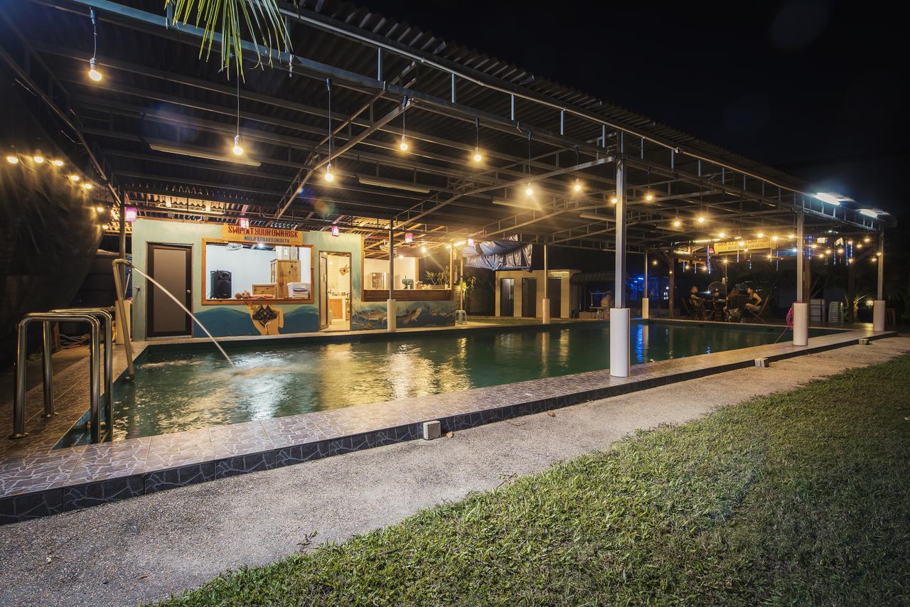 Sinar Eco Resort Kampong Bukit Panjang Exteriör bild
